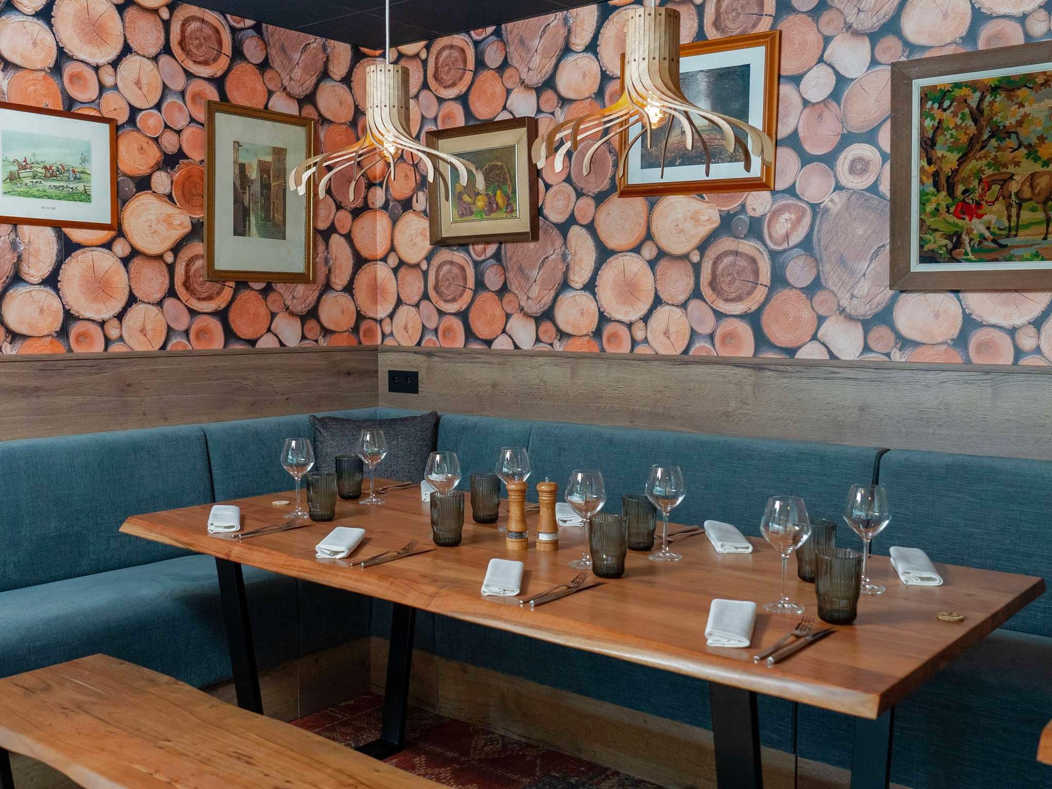 Restaurant 4