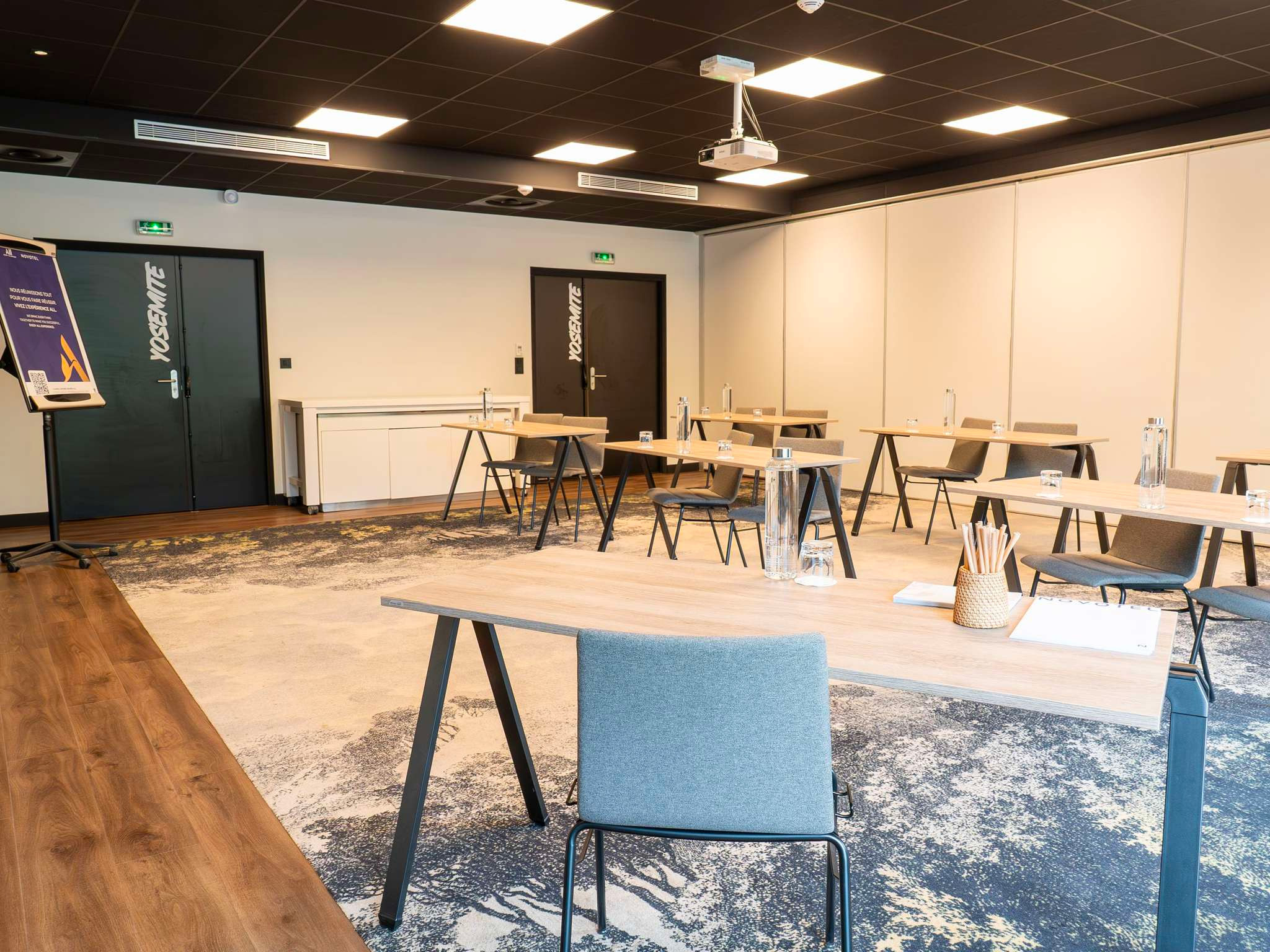 Salle de réunion 6